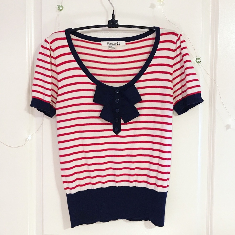 Forever 21 Red, Blue&White Bow n’ Button Top